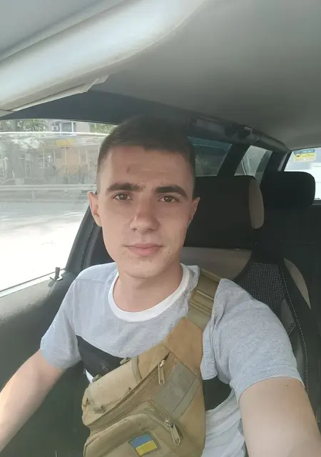 Я Юрий, 25, из Первомайска, ищу знакомства без обязательств