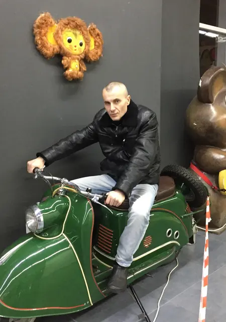 Я Слава, 50, знакомлюсь для открытые отношения в Киеве