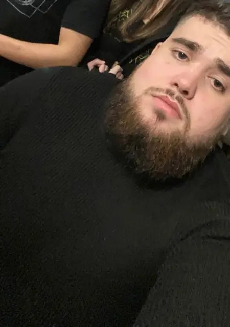 Андрей из Каменского, ищу на сайте приятное времяпровождение