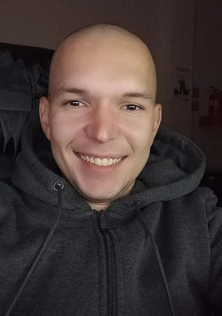 Я Igor, 28, из Полтавы, ищу знакомства без обязательств