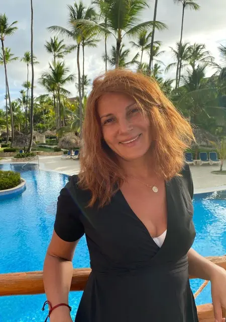 Я Inna, 45, из Киева, ищу знакомство для приятного времяпровождения