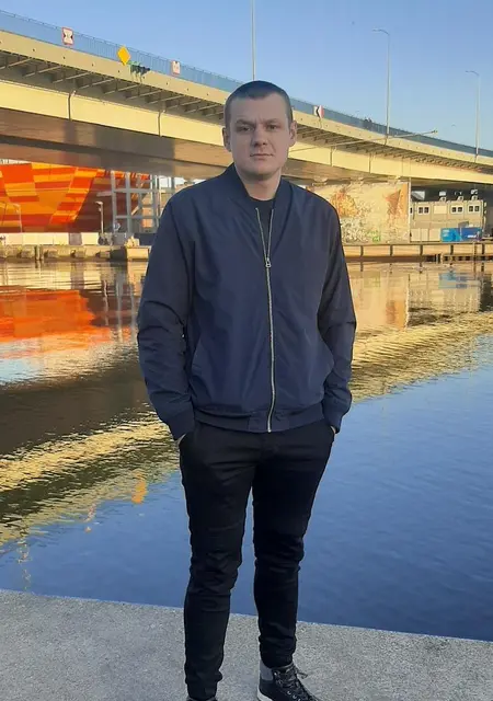 Виталий из Константиновки, мне 31, познакомлюсь для общения