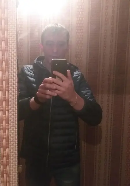 Я Артем, 32, из Луганска, ищу знакомство для постоянных отношений