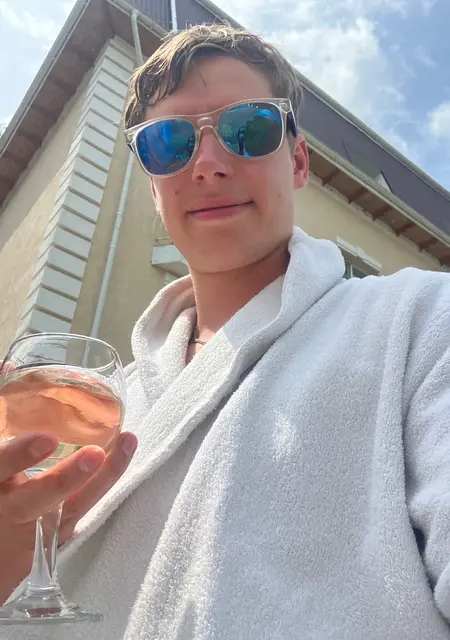 Янаі Міша из Львова, мне 31, познакомлюсь для приятного времяпровождения