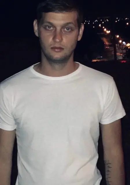 Я Nart, 28, из Абу-даби, ищу знакомство для совместных путешествий