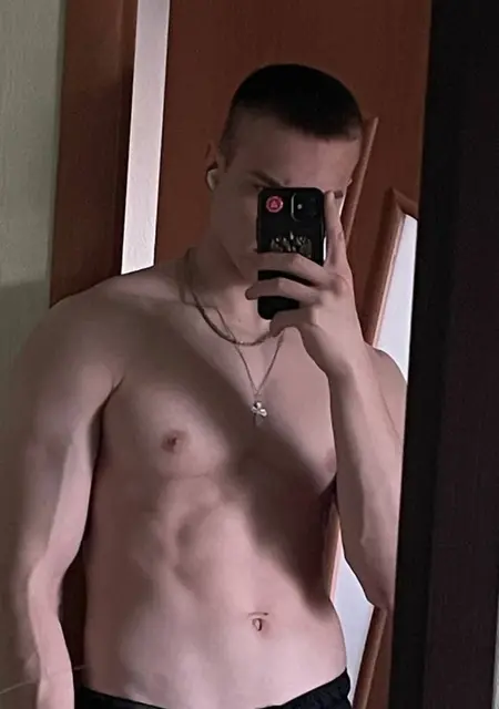 Саня из Житомира, мне 28, познакомлюсь без обязательств