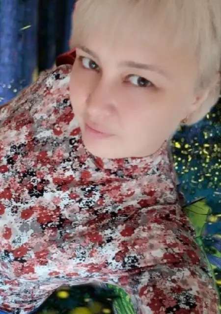 Лана з Донецьк, мені 43 років, познайомлюсь для постійні стосунки