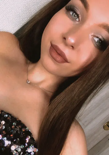 Аміна из Львова, ищу на сайте совместные путешествия