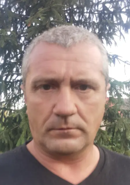 Евгений из Броваров, мне 51, познакомлюсь для дружбы