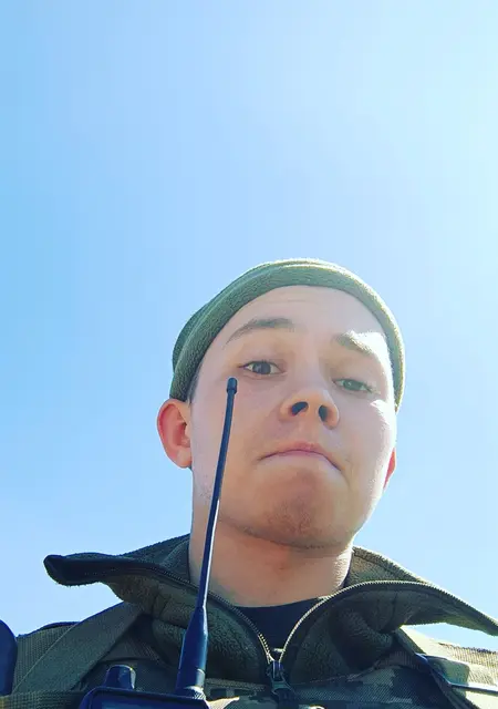 Я Стас, 23 років, знайомлюсь без зобов'язань у Нікополі