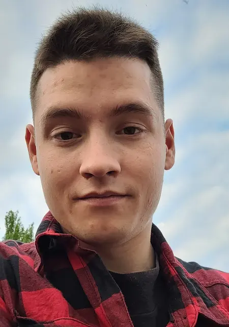 Я Владислав, 24, из Днепра, ищу знакомства без обязательств