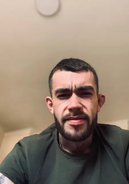 Іван из Ивано-Франковска, ищу на сайте приятное времяпровождение