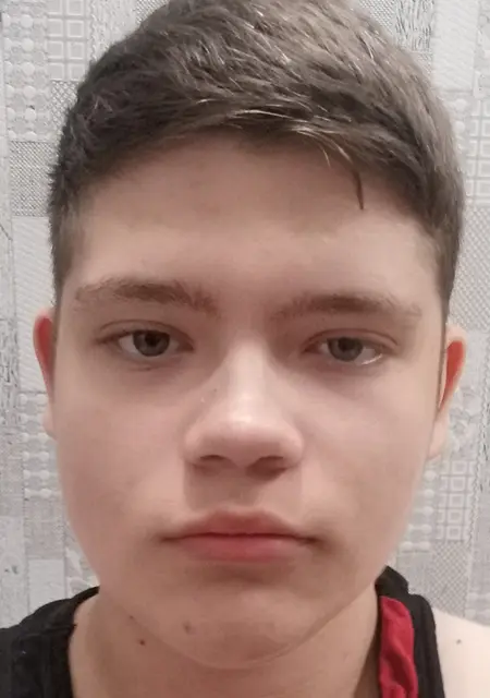 Денис из Николаева, мне 20, познакомлюсь для общения