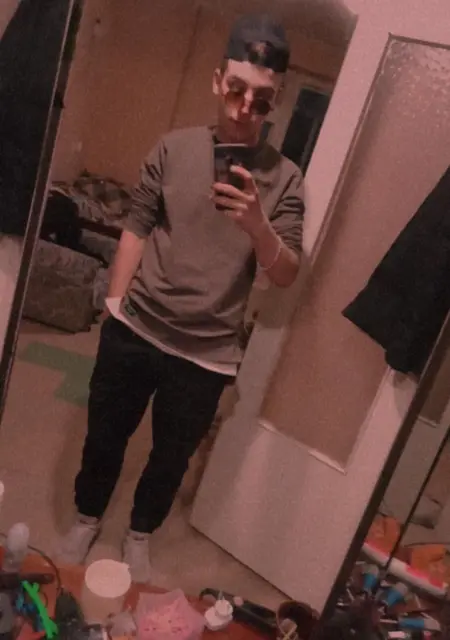 Я Даниил, 20, знакомлюсь без обязательств в Каменском