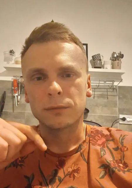 Александр из Гомеля, мне 37, познакомлюсь