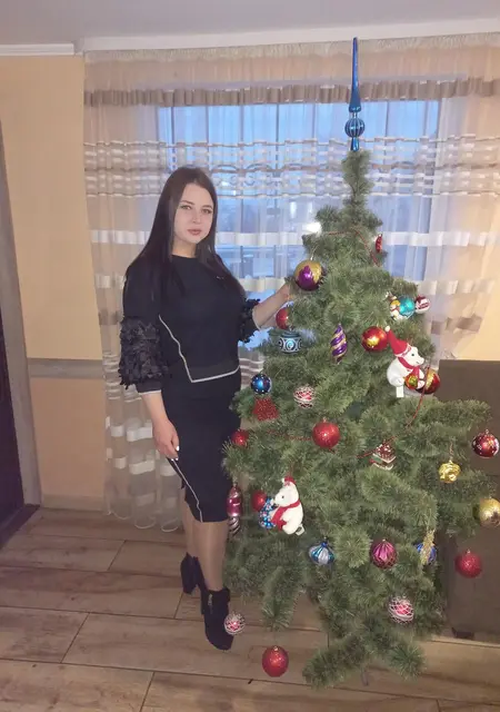 Я Анна, 30, из Кагарлика, ищу знакомство для приятного времяпровождения