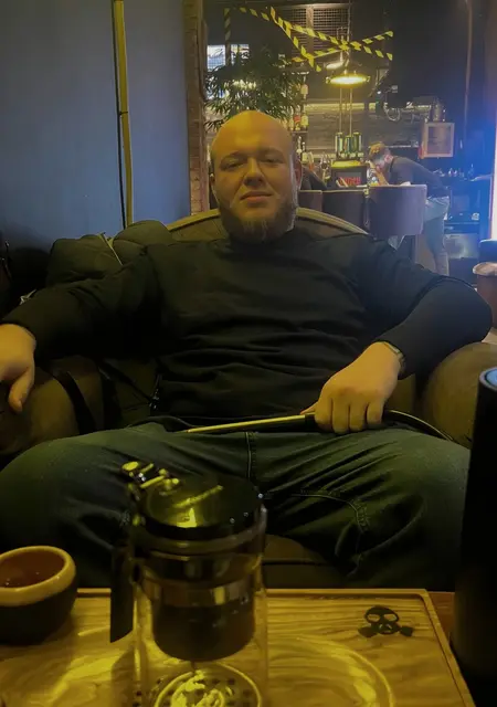 Я Denis, 29, из Харькова, ищу знакомства без обязательств