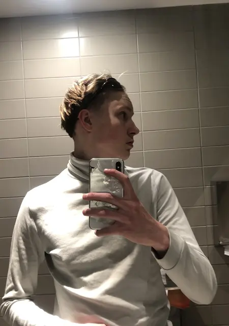 Я Sami, 18, из Варны, ищу знакомство для вирта