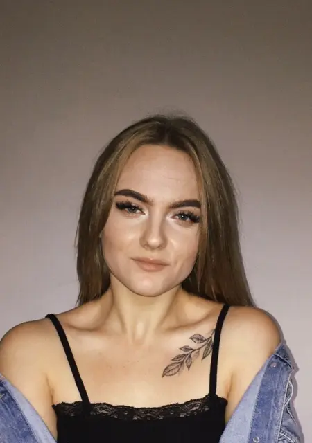 Юля з Києва, шукаю на сайті дружбу