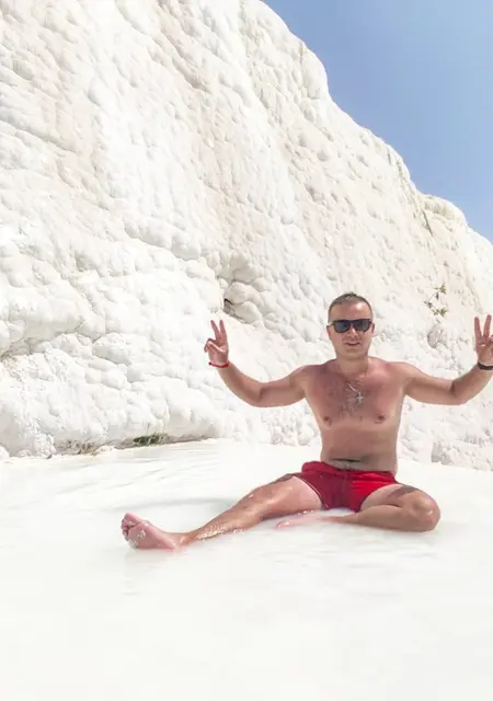 Олег из Киверцев, мне 31, познакомлюсь на одну ночь