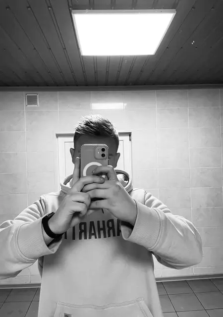 Я Даня, 21, знакомлюсь для приятного времяпровождения в Виннице