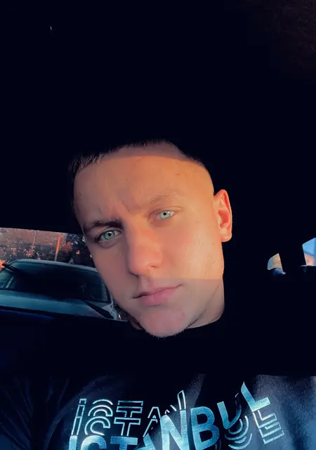 Я Влад, 24, знакомлюсь без обязательств в Луцке