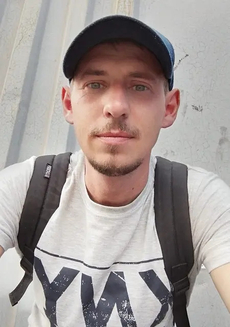 Я Евгений, 42, знакомлюсь на одну ночь в Мариуполе