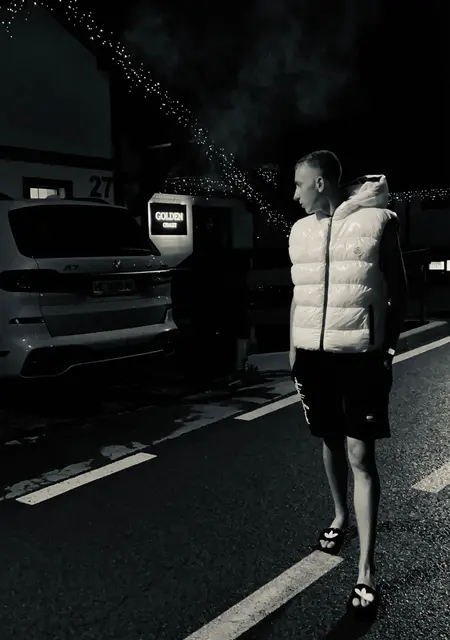 Андрій из Ивано-Франковска, мне 18, познакомлюсь без обязательств