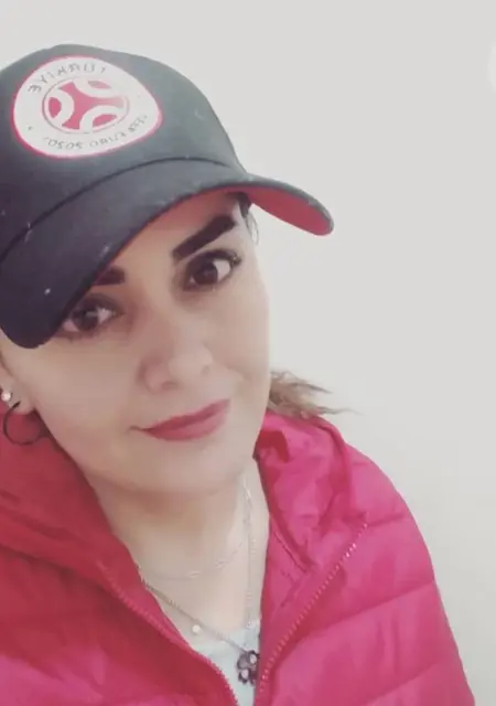 Nigosa Nigar из Стамбула, мне 40, познакомлюсь