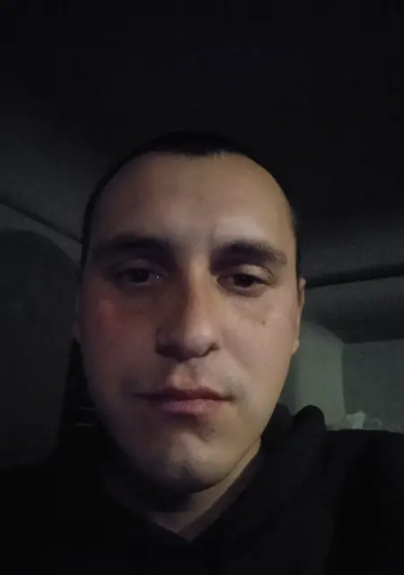 Андрій из Константиновки, ищу на сайте знакомства на одну ночь