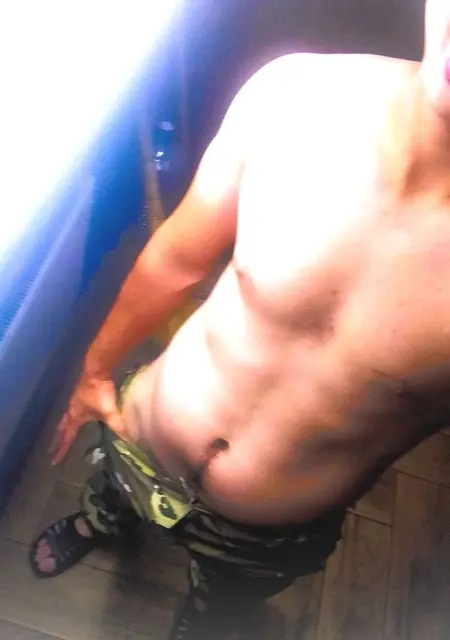 Я Данил, 24, из Волновахи, ищу знакомства без обязательств