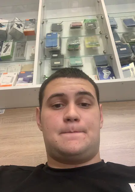 Emil из Видина, ищу на сайте общение