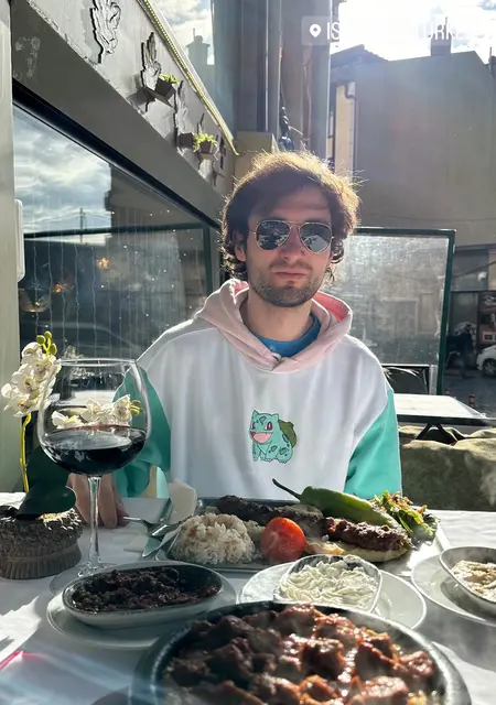 Gleb из Брайтона, мне 27, познакомлюсь на одну ночь