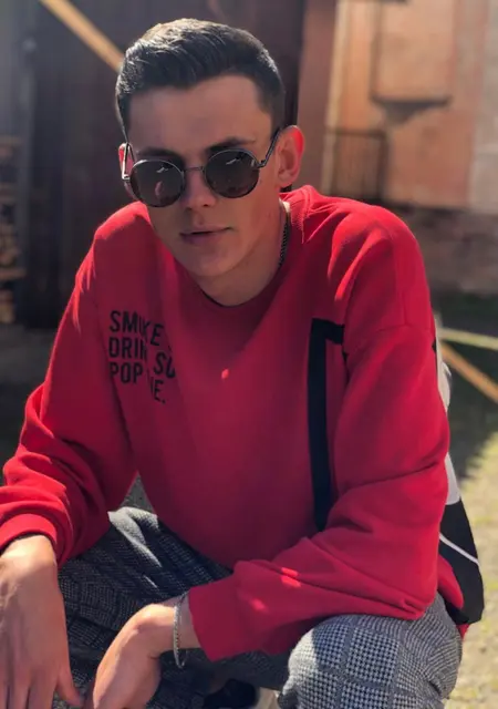 Я Макс, 24 років з Нова Ушиця, шукаю знайомство для спілкування