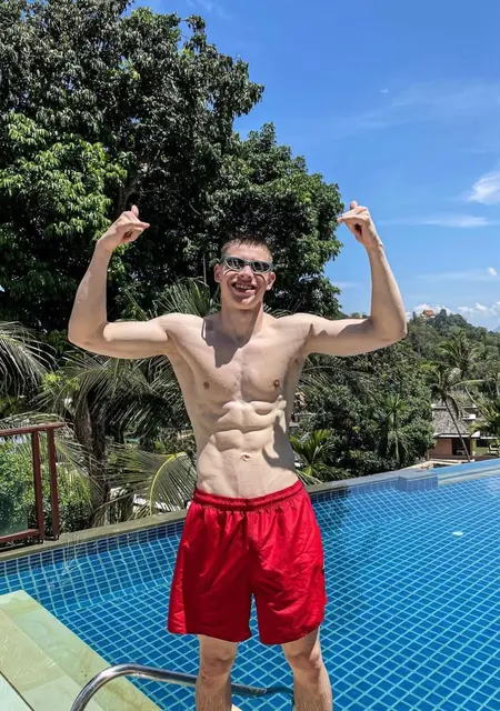 Игорь из Анкары, мне 21, познакомлюсь на одну ночь