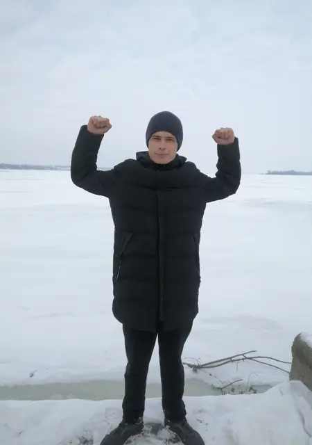 Danil из Запорожья, мне 23, познакомлюсь без обязательств