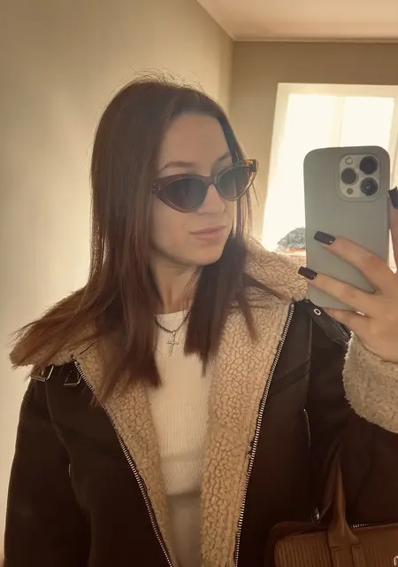 Діана из Киева, ищу на сайте вирта