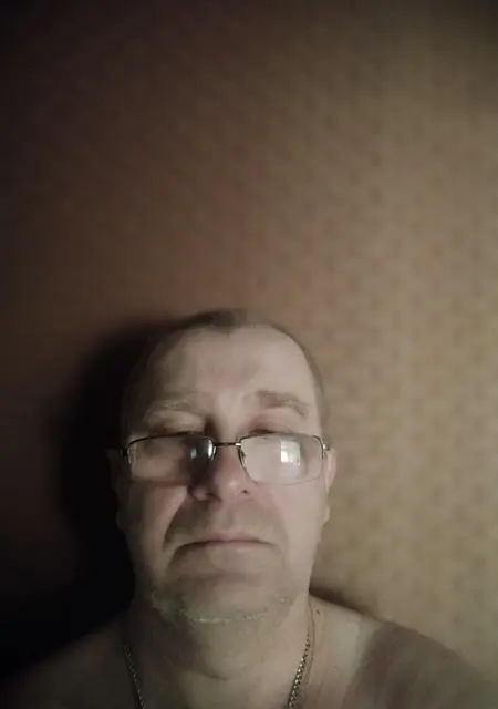 Сергей з Дніпра, мені 50 років, познайомлюсь для спілкування