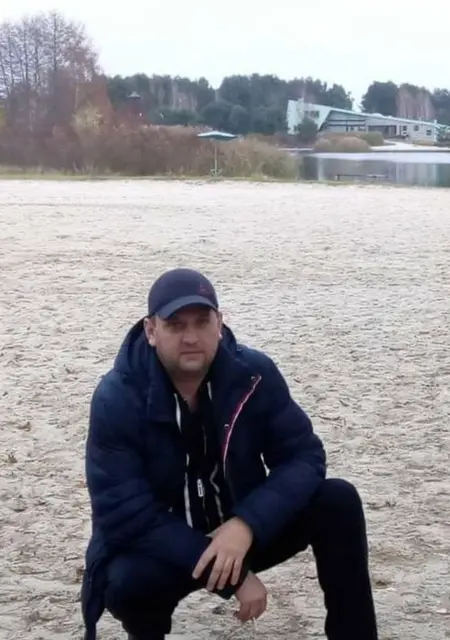 Я Ruslan, 43, знакомлюсь для дружбы в Первомайске