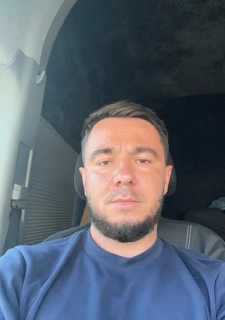 Yut из Гамбурга, мне 26, познакомлюсь для постоянных отношений