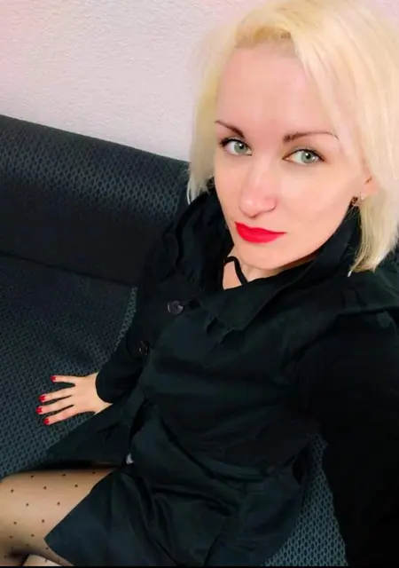 Nika из Киева, ищу на сайте приятное времяпровождение