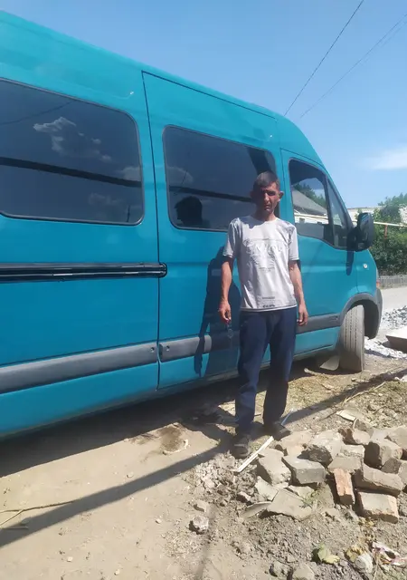 Я Андрей, 46, знакомлюсь без обязательств в Макеевке