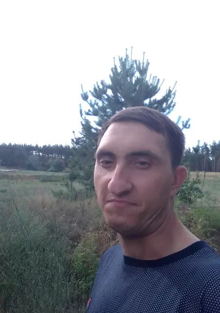 Дима из Харькова, мне 29, познакомлюсь для общения