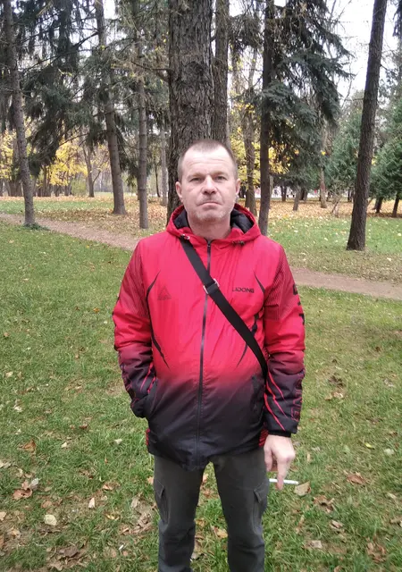 Я Володя, 51, знакомлюсь на одну ночь в Донецке