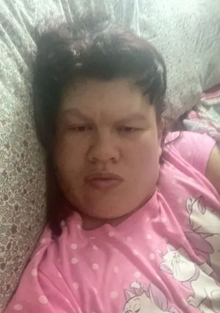 I'm Emily, 29, looking to meet in London