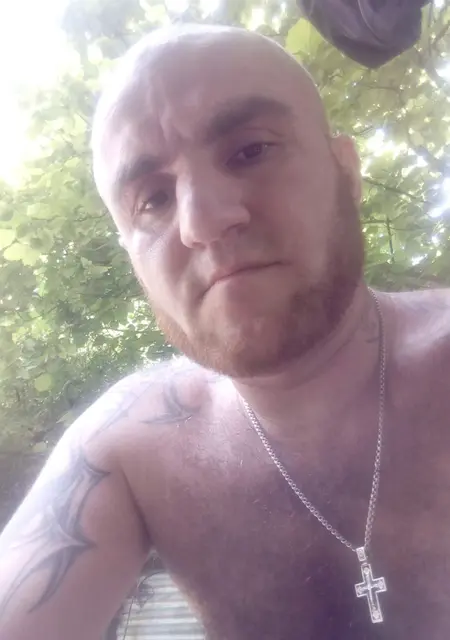 Руслан Годжиев из Новопскова, ищу на сайте знакомства без обязательств