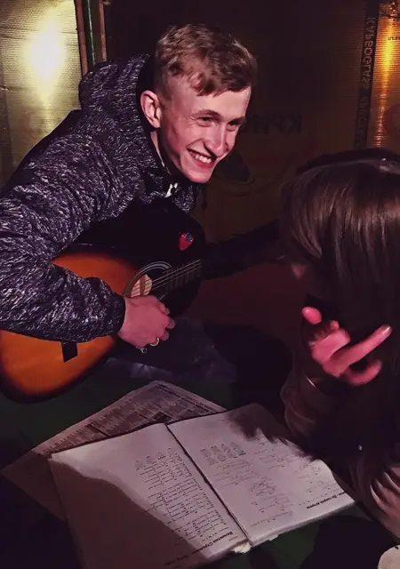 Я Илья, 28, знакомлюсь для вирта в Борисове