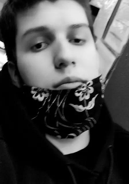 I'm Andrey, 25 from Oldham, seeking connections for one-night stand