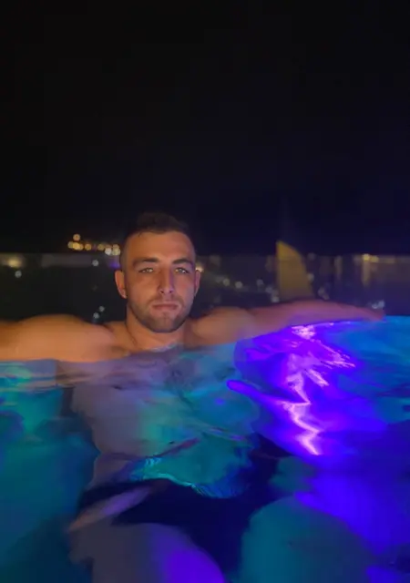 Я Дима, 26, из Запорожья, ищу знакомство для совместных путешествий