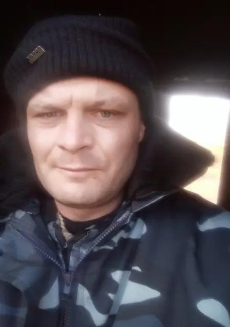 Виктор з Кривого Рогу, шукаю на сайті знайомства без зобов'язань